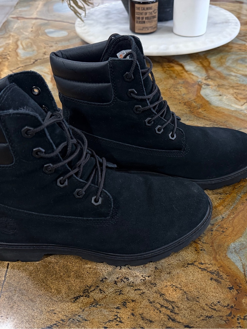 Timberland Womenโs Black Suede Lace-Up Boots